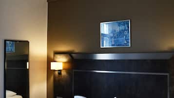 Habitación doble estándar | Escritorio, wifi gratis y ropa de cama