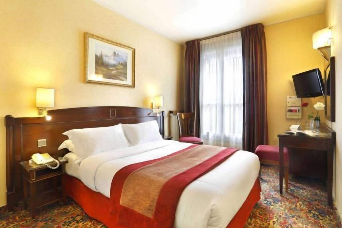 Minibar, coffres-forts dans les chambres, bureau, chambres insonorisées