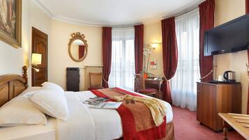 Chambre Double Supérieure | Vue de la chambre