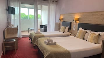 Phòng 3 | Bàn, truy cập Internet không dây miễn phí, bộ trải giường