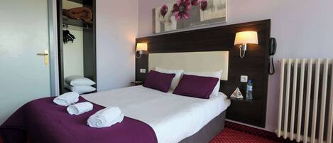 Desk, free WiFi, bed sheets, wheelchair access