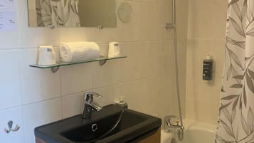 Double Room | Bathroom | Hair dryer, towels