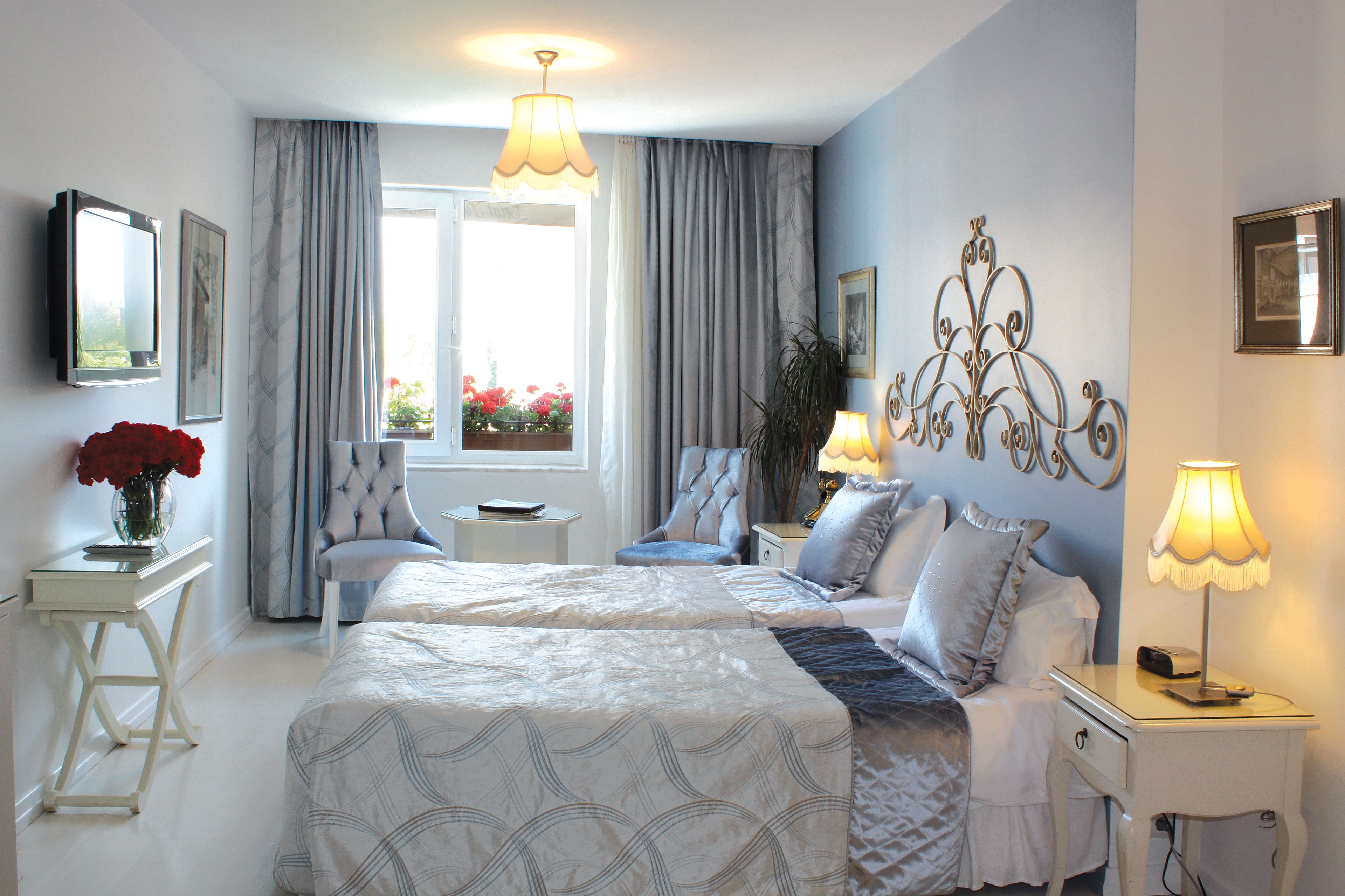 1 bedroom, premium bedding, down duvets, select comfort beds