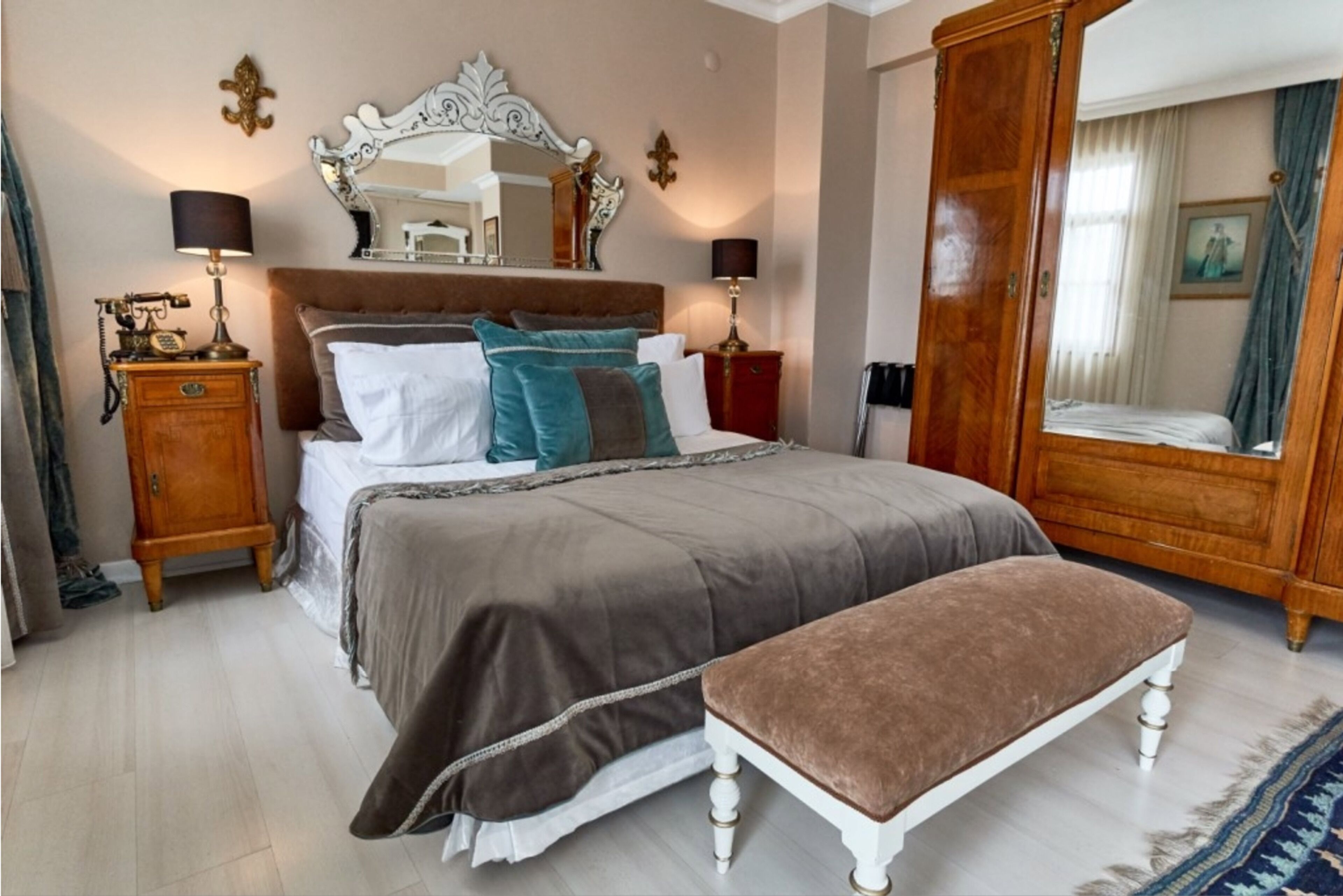 suite | 1 bedroom, premium bedding, down duvets, select comfort beds