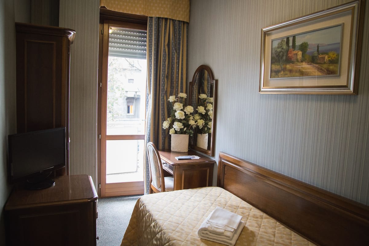 Down duvets, minibar, in-room safe, desk