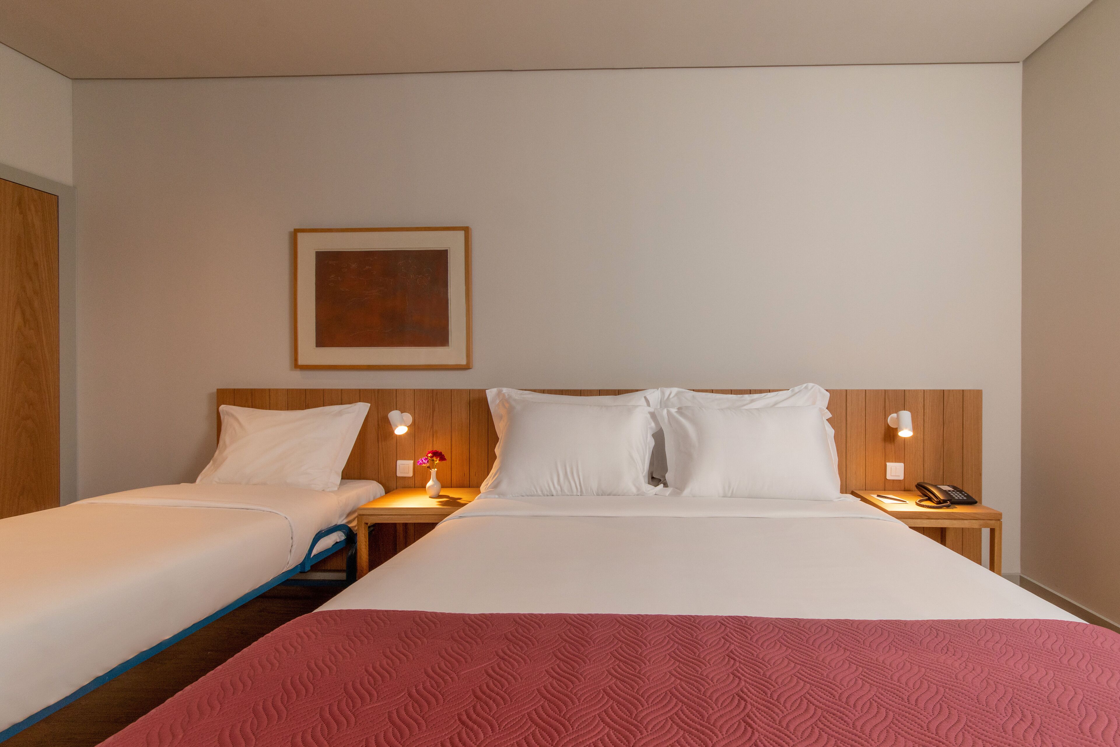 triple room | 1 bedroom, minibar, in-room safe, desk