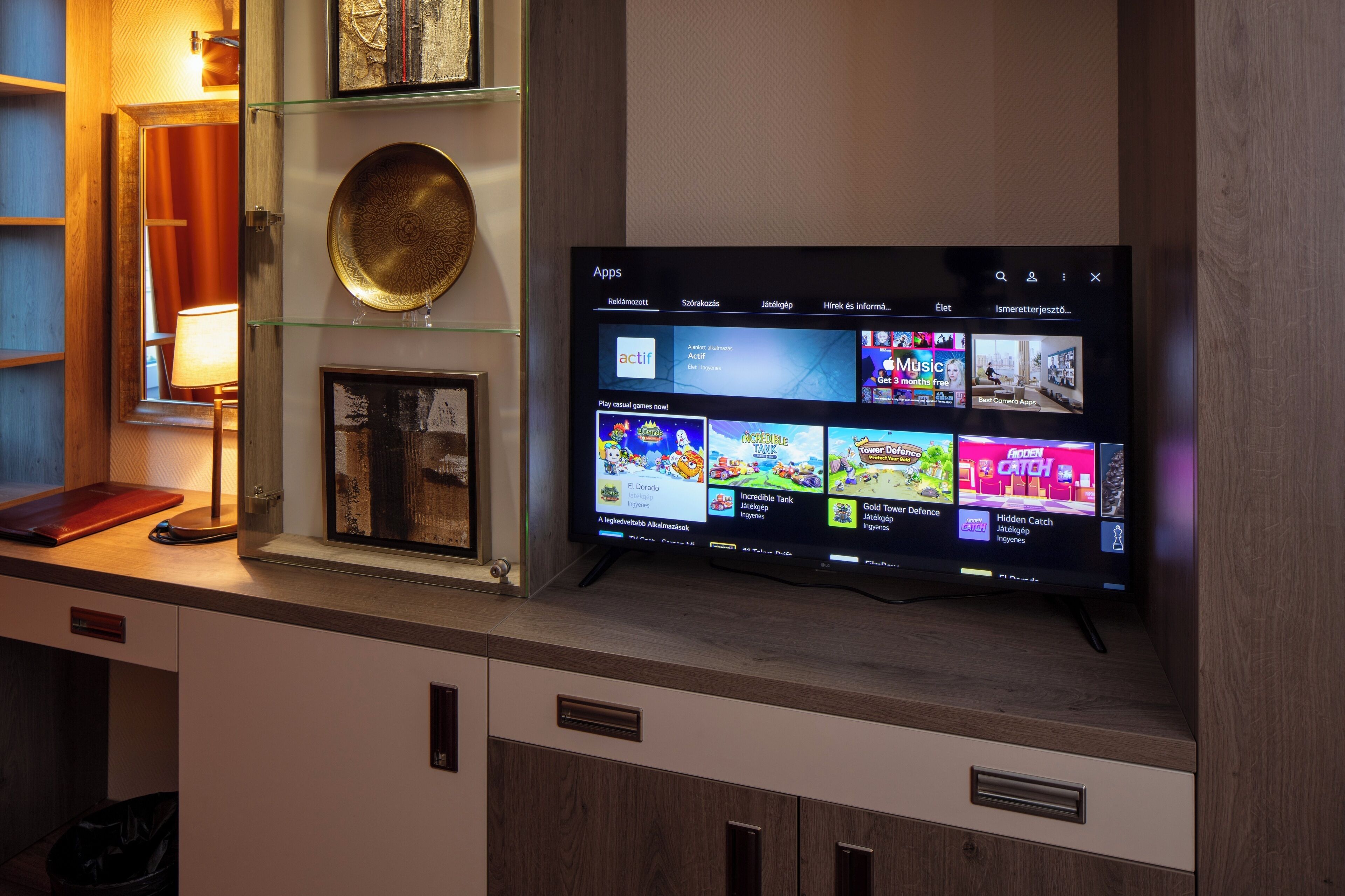 standard studio double | minibar, in-room safe, desk, blackout curtains