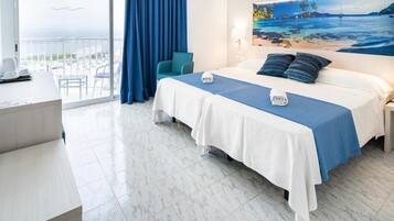 Ameublement personnalisé, bureau, rideaux occultants