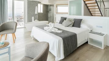 Individually furnished, desk, blackout curtains, cots/infant beds