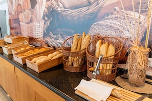 Breakfast, lunch, dinner served; international cuisine, pool views