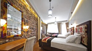 Unclassified image, 5 of 35, button - Hippodrome Hotel (Istanbul)
