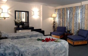 Minibar, in-room safe, free WiFi, bed sheets
