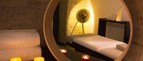 Salas de tratamiento para parejas, baño de vapor y baño turco o hammam