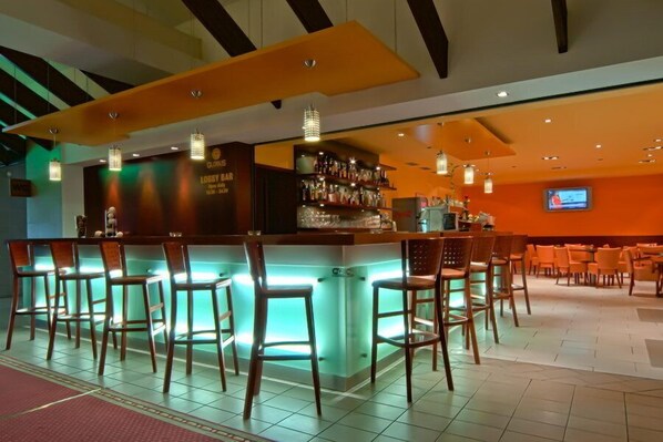 2 quầy bar/khu lounge 