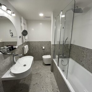 Bathroom - Hotel ILF (Prague)
