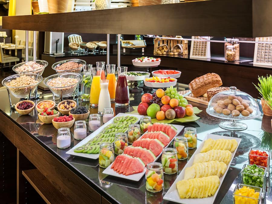 Frokostbuffé hver dag (mot et tillegg)