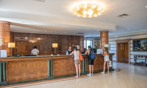 Lobby - Hotel Catullo (San Martino Buon Albergo)