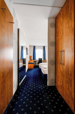 Habitación Confort | 1 dormitorio, ropa de cama hipoalergénica, escritorio