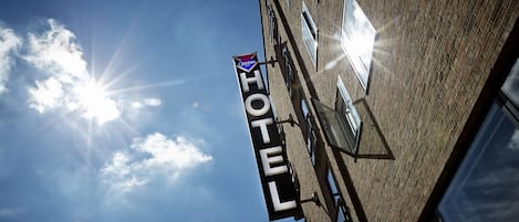 Fachada de la propiedad