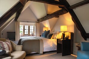 Premium bedding, in-room safe, desk, iron/ironing board