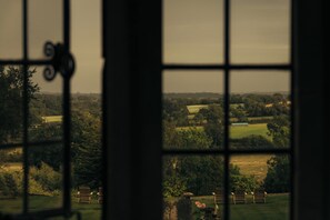 Chambre, vue sur le jardin | 1 chambre, literie de qualité, minibar, coffre-fort