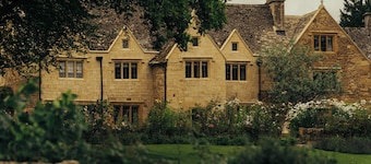 Hyll Hotel