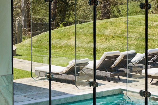 Indoor pool, outdoor pool, sun loungers