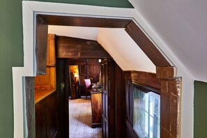 Suite (Feature) | Egyptian cotton sheets, premium bedding, desk, iron/ironing board