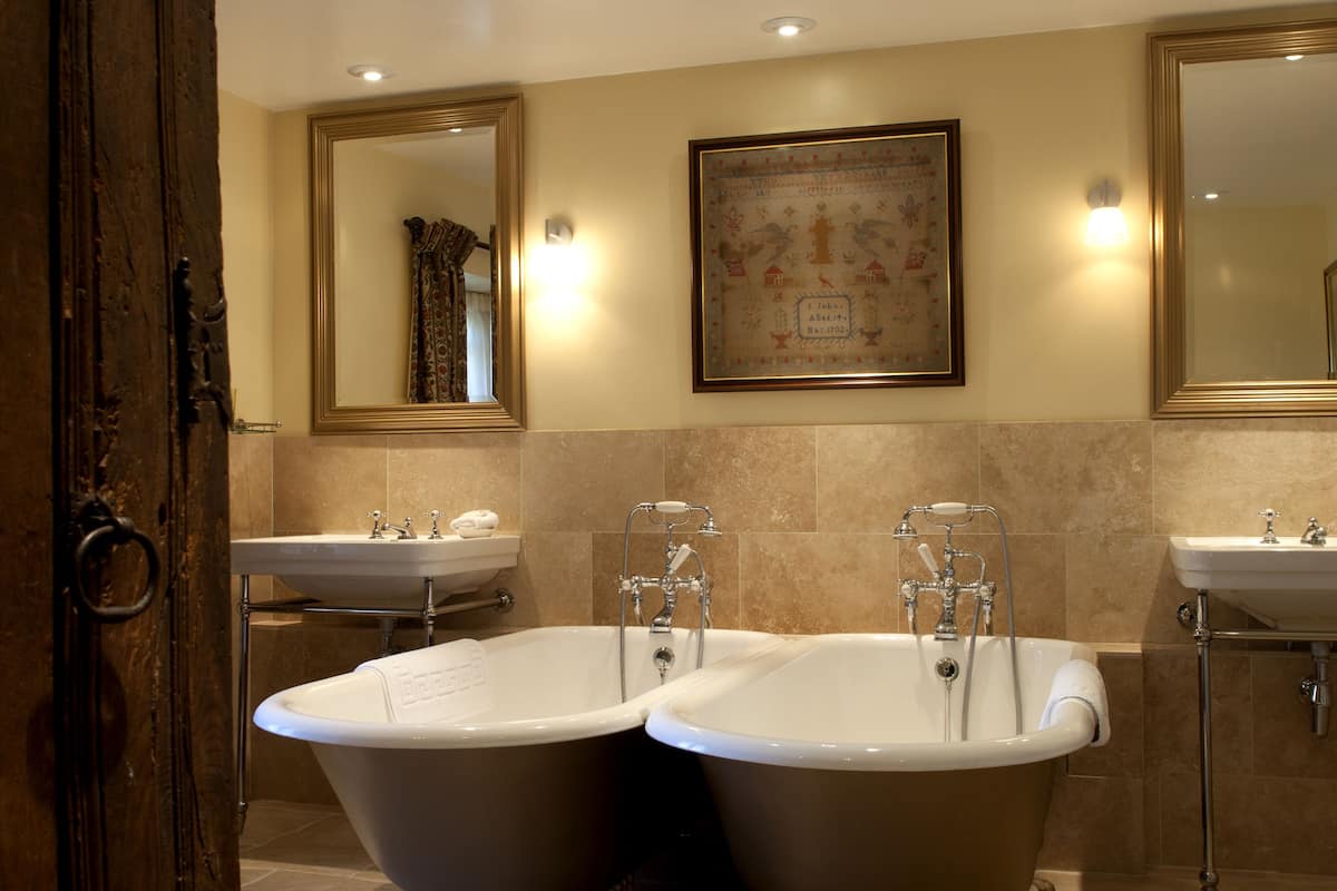 baylies | bathroom | combined shower/bathtub, designer toiletries, hair dryer, bathrobes