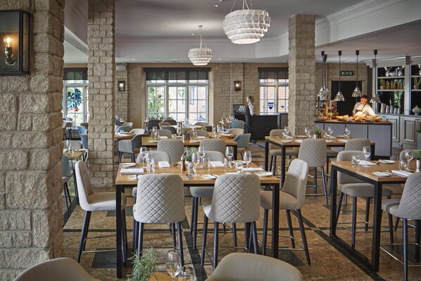 Restaurant - Pennyhill Park (Bagshot)