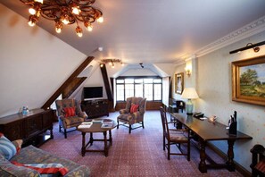 Classic Junior Suite