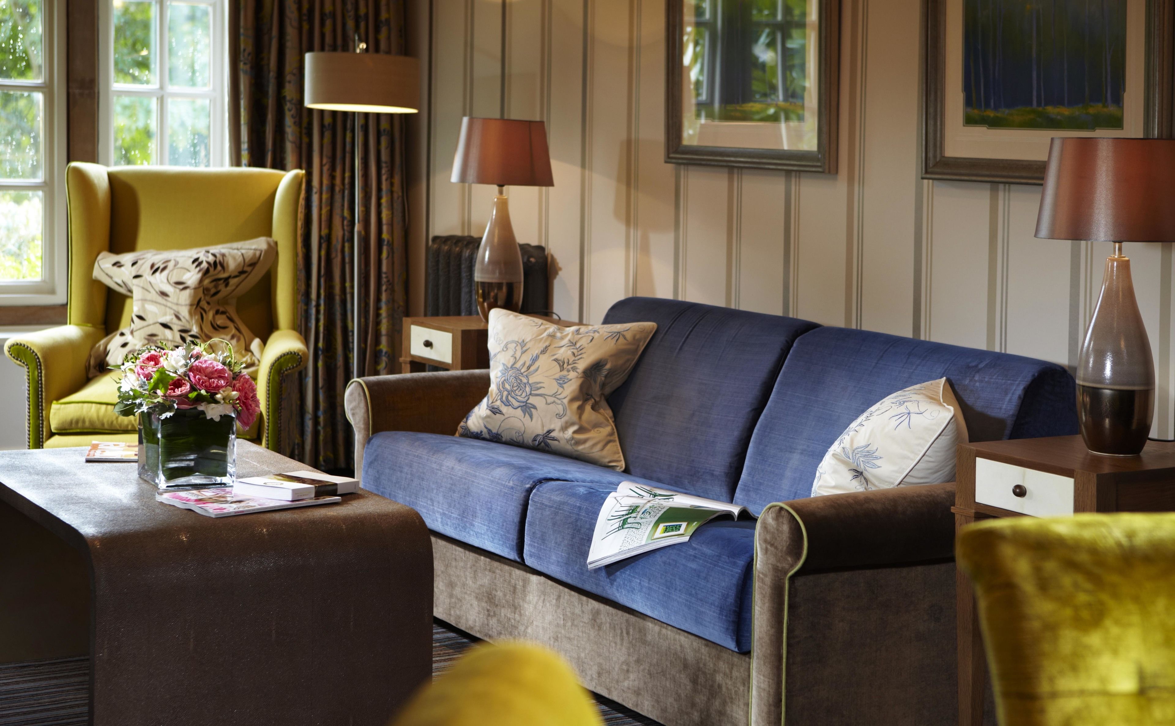 Suite | Living area | Flat-screen TV