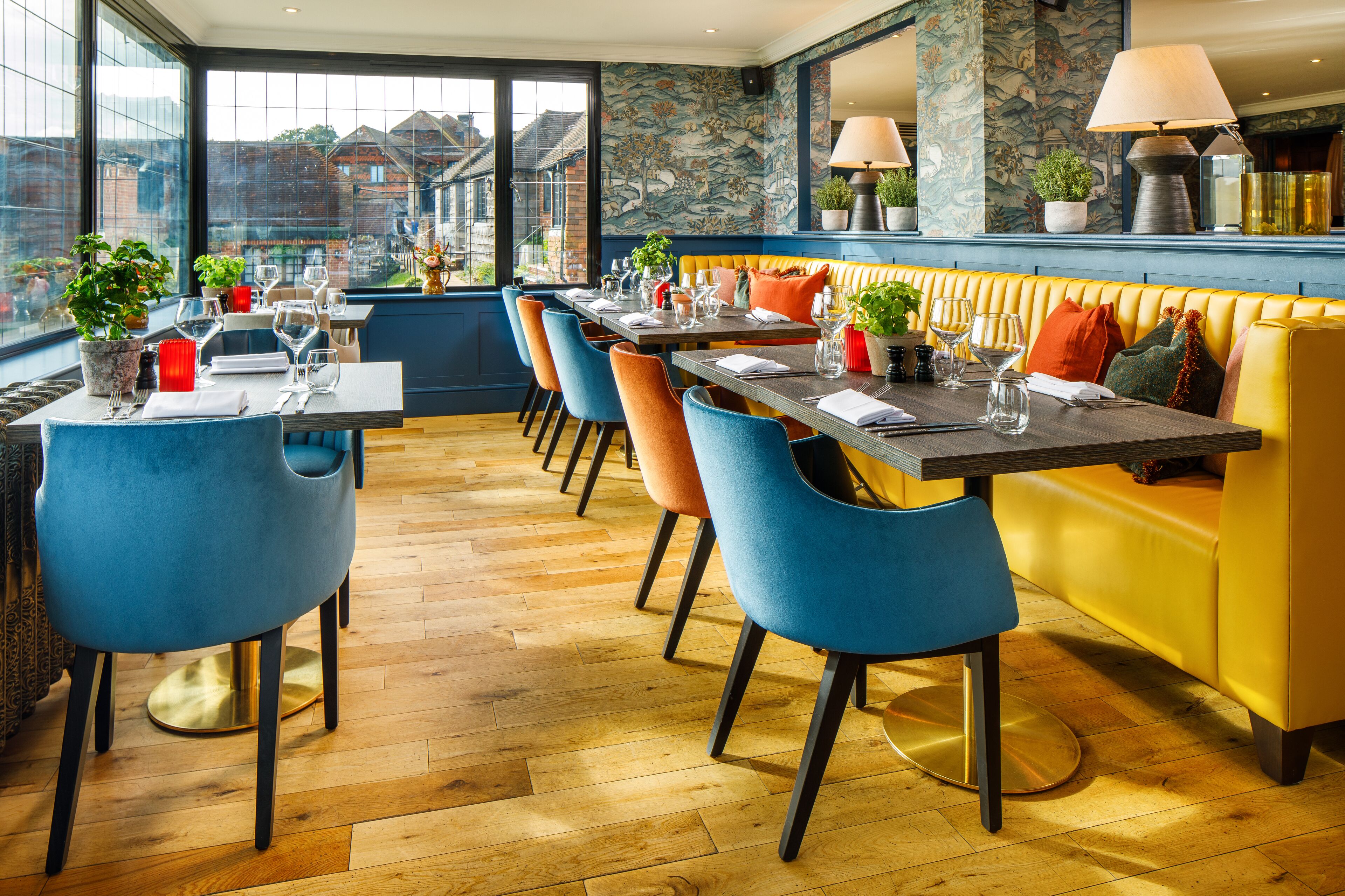 breakfast, lunch, dinner served; british cuisine, garden views