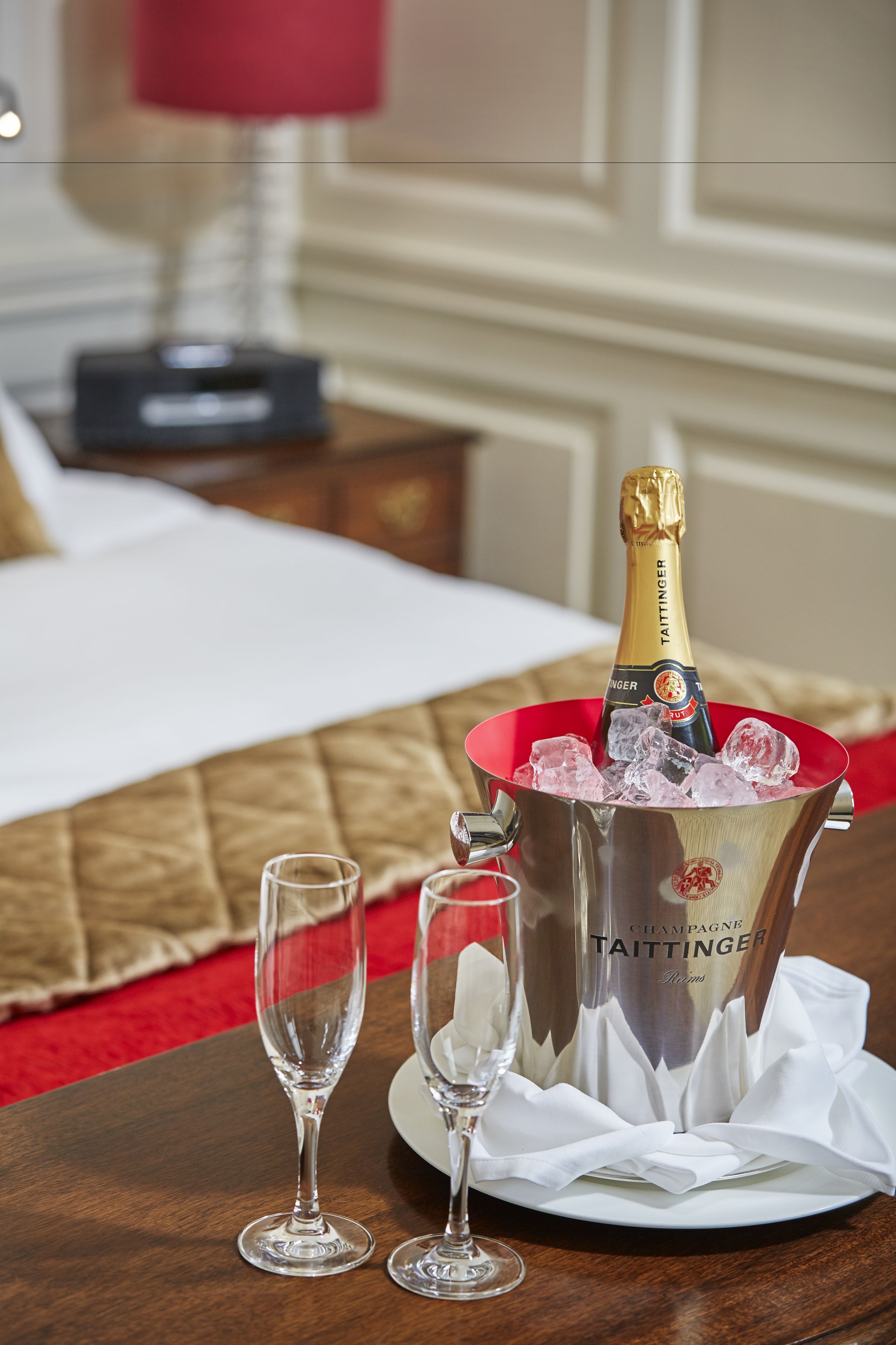 Wolvesey | Essbereich im Zimmer