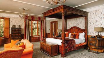 Premium bedding, in-room safe, iron/ironing board, rollaway beds