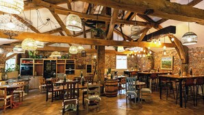 2 restaurants, dinner served - Lainston House Hotel (Winchester)