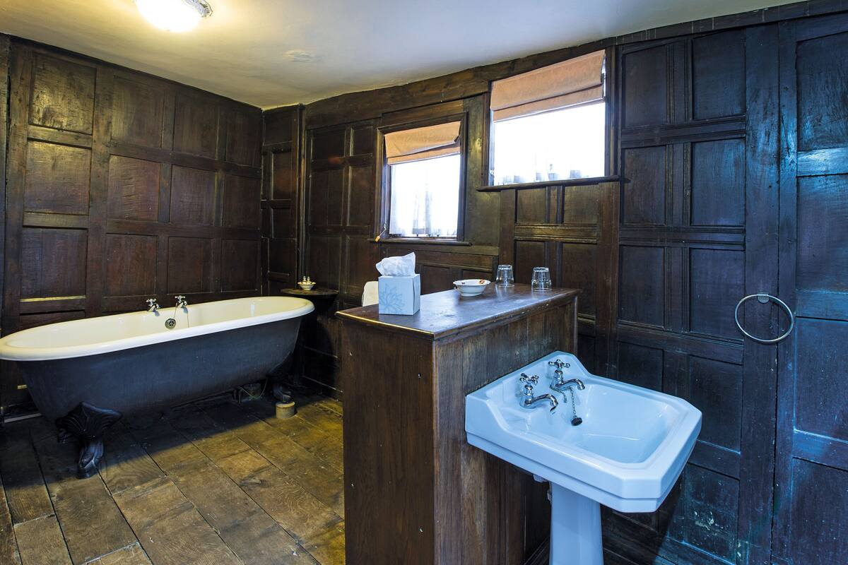 free toiletries, hair dryer, towels