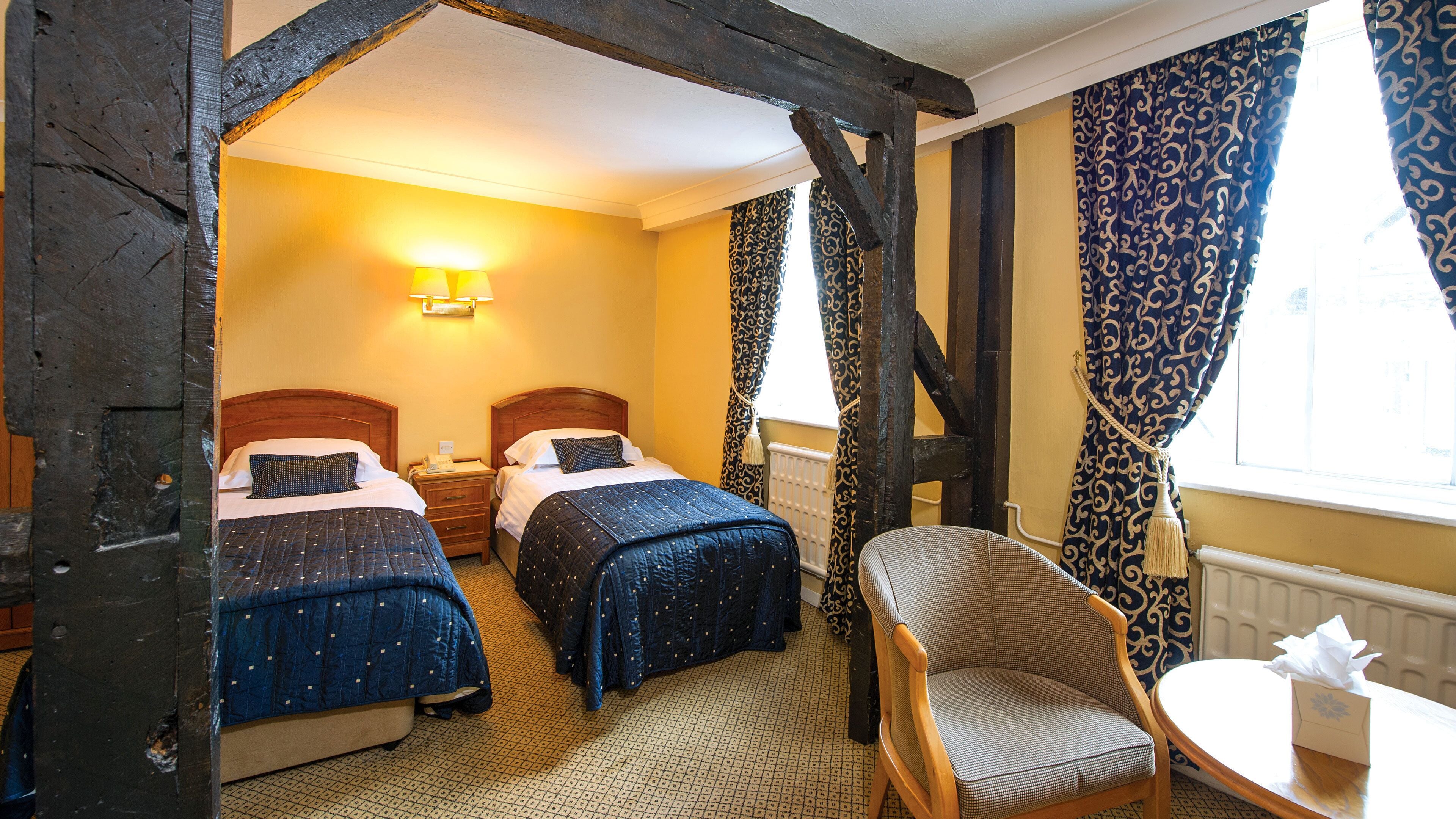 standard twin room | premium bedding, desk, free wifi, bed sheets