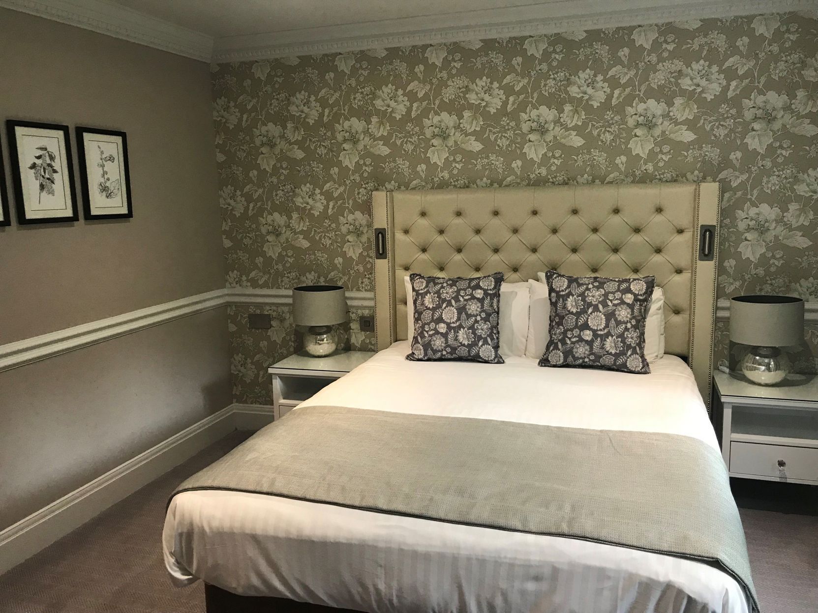 In-room safe, desk, iron/ironing board, free WiFi