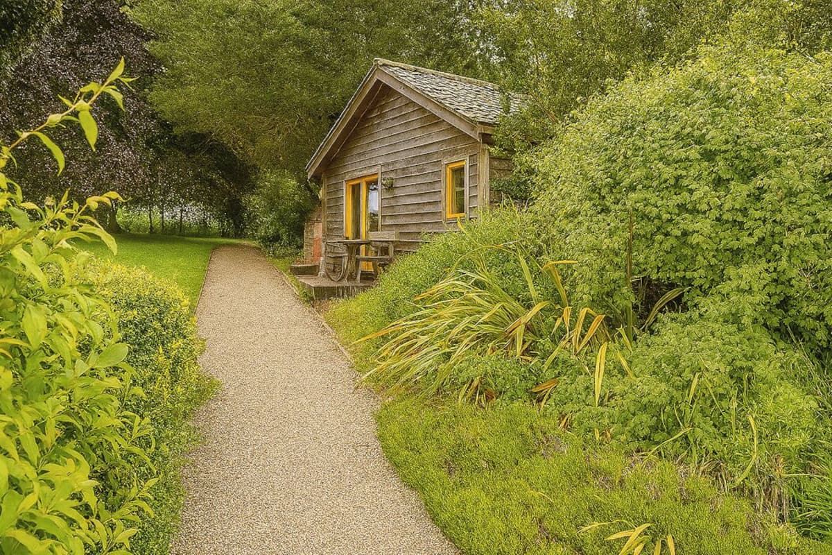 Junior-sviitti | 1 makuuhuone, allergiatestatut vuodevaatteet, tallelokero huoneessa