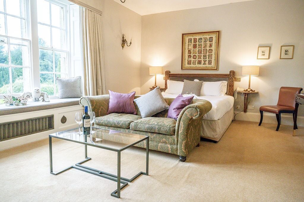 Phòng đôi Superior | Bộ đồ giường kháng dị ứng, két bảo mật tại phòng, trang trí khác biệt 