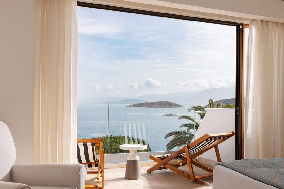 classic suite, sea view | premium bedding, down duvets, minibar, in-room safe