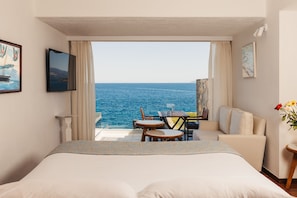 Club Junior Suite (Seafront View) | Beach/ocean view