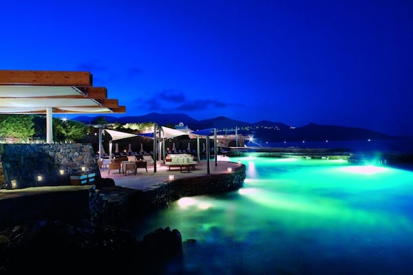 3 Bars/Lounges, Poolbar, Strandbar