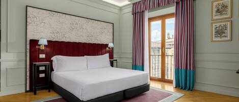 Kamar Double Deluks | Minibar, brankas, tirai kedap cahaya, dan kedap suara