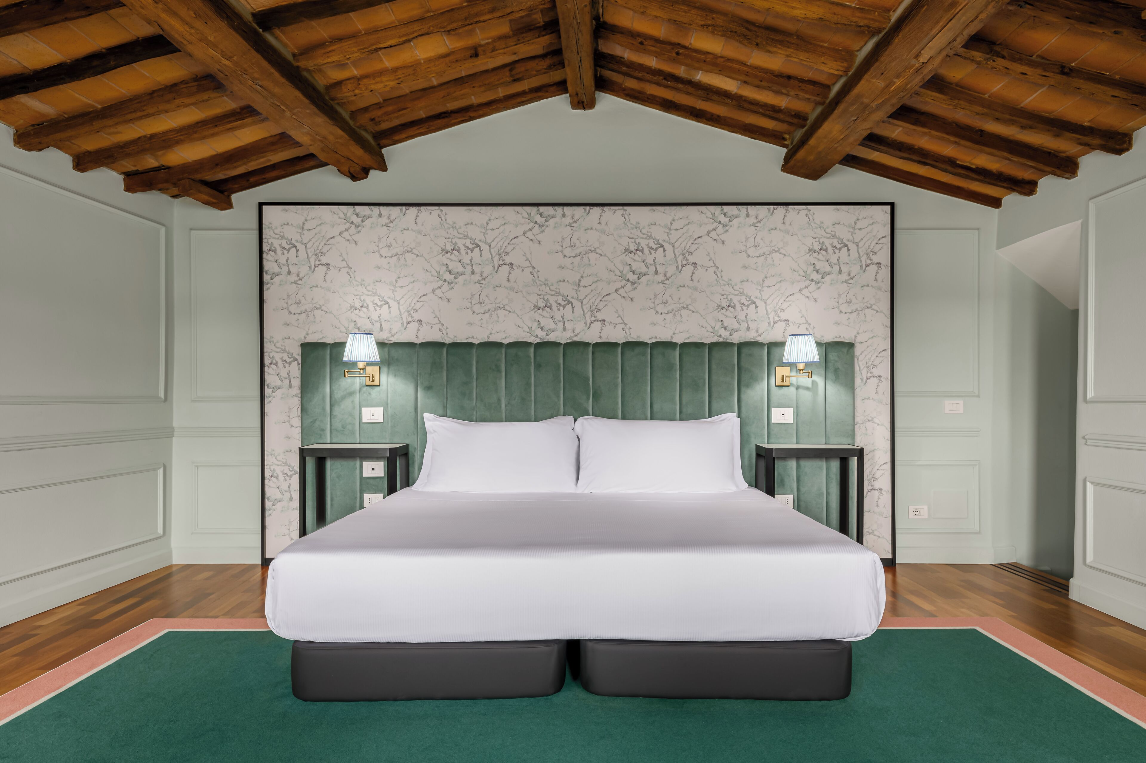 junior suite | minibar, in-room safe, blackout curtains, soundproofing