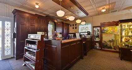 Buffalo Bill Village Cabins