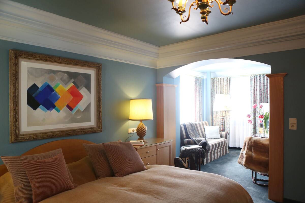 Deluxe Suite | Egyptian cotton sheets, premium bedding, down comforters, pillowtop beds