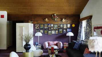 Executive lounge