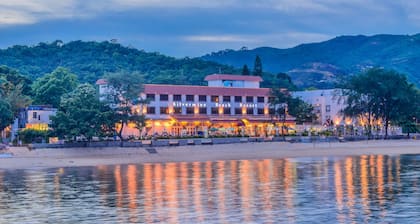Silvermine Beach Resort